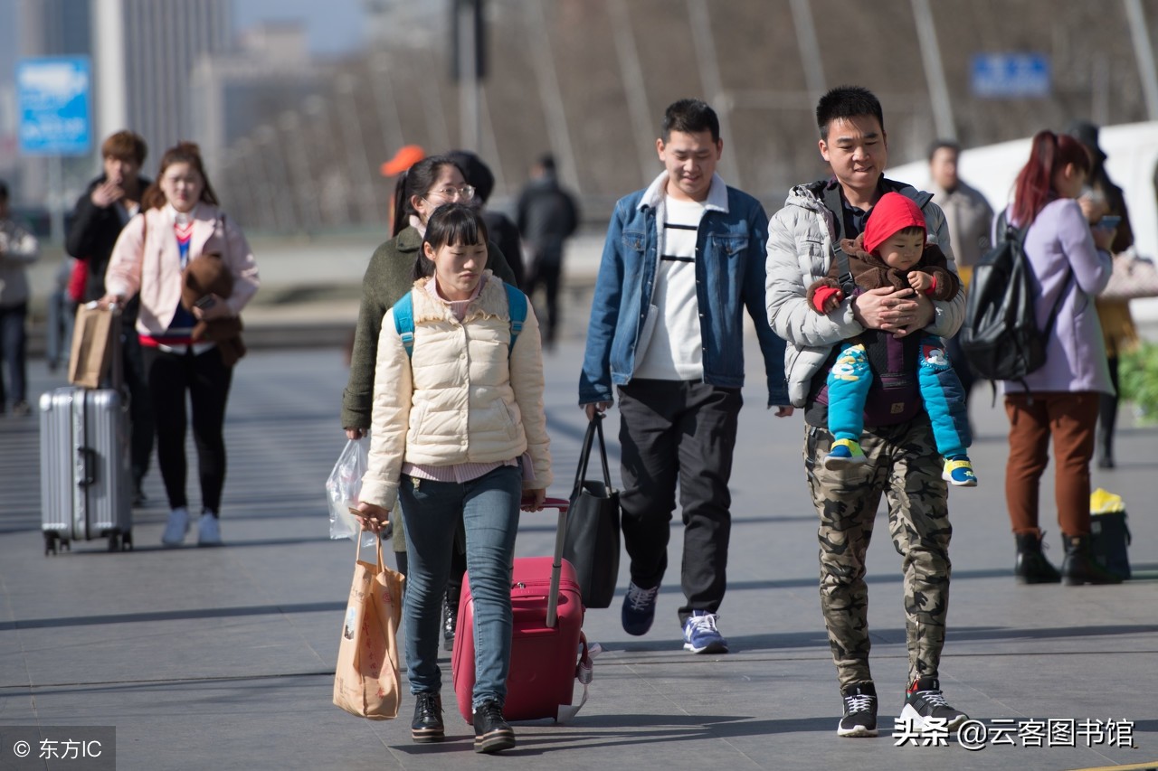 在厂里上班交五险一金有用吗,36才上班要不要交五险一金