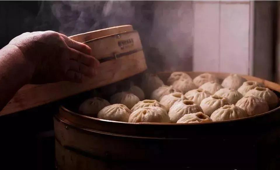 一家包子店如何月赚3万,包子店老板一个月挣多少钱