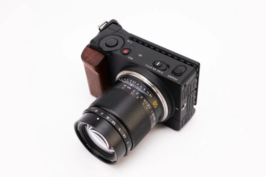 50mmf1.4全画幅镜头推荐,50mmf1.4镜头有几代