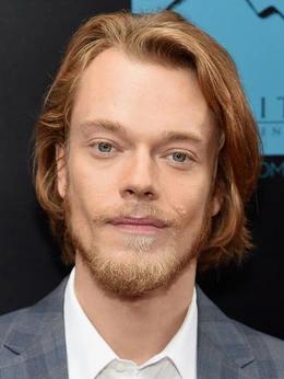 权力的游戏演员是真的长大了吗,权力的游戏主演今昔对比