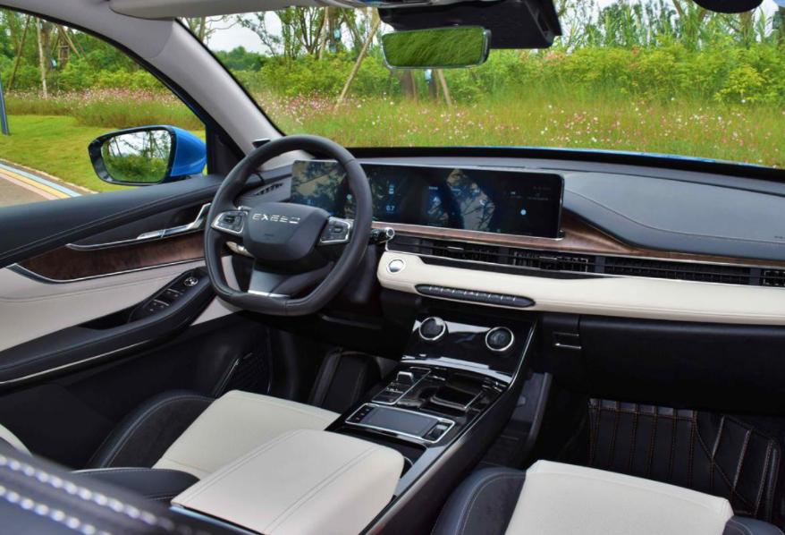 空间大保值动力强四驱suv,十几万的四驱suv哪个值得买