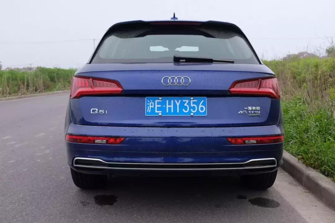 奥迪q5lsportback45tfsi豪华型,奥迪q5l和q5lsportback