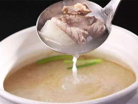 在家炖的羊汤为啥不白,自己在家骨头汤怎么炖奶白