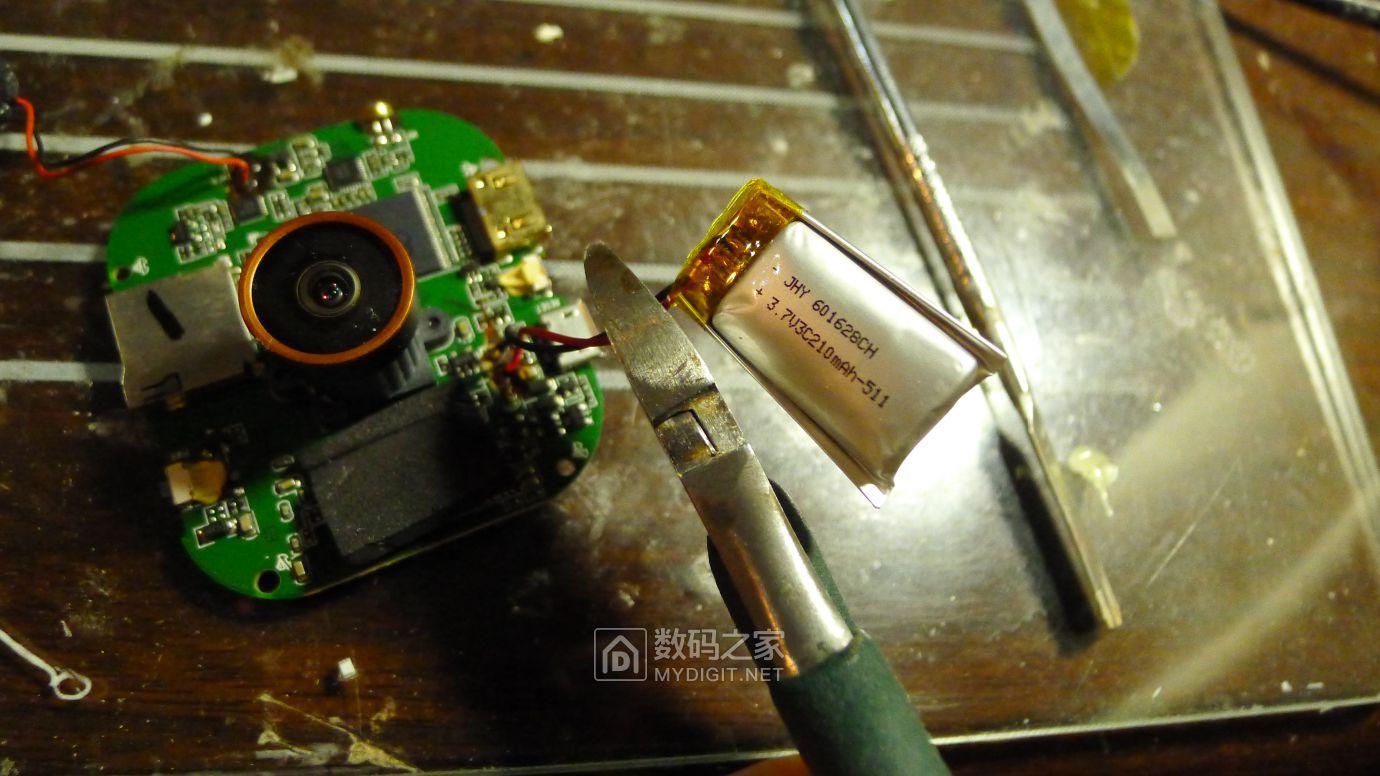 PAPAGO行车记录仪GoSafe535拆解,电源接反故障维修及思路分享