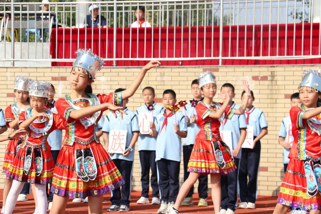 青岛市市北区小学生田径运动会,青岛新世纪市北学校运动会