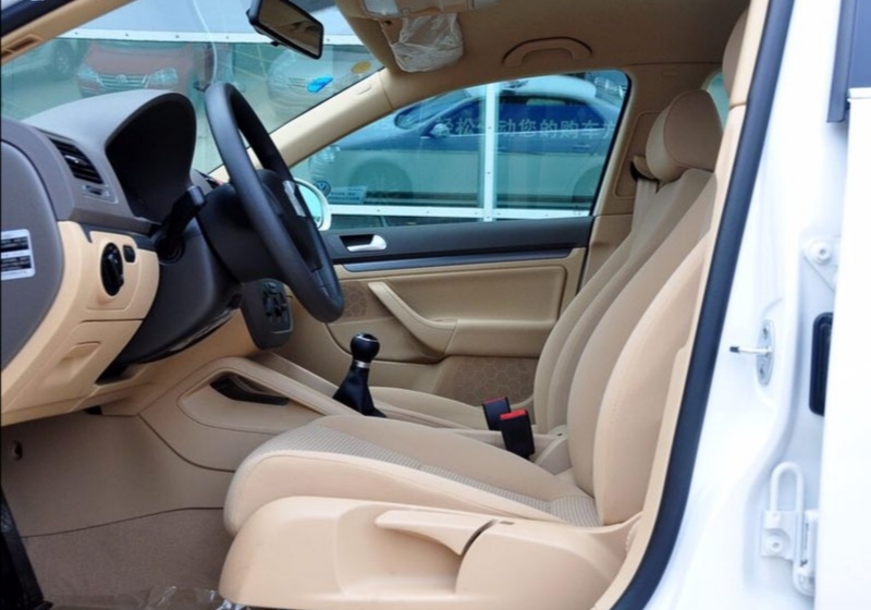 开了12年的速腾还能买吗,开了7年的速腾1.4