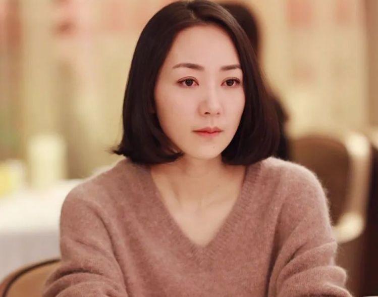 丈夫告知家里钱归姑姐管,新儿媳拿出存折,婆婆一家乱套了