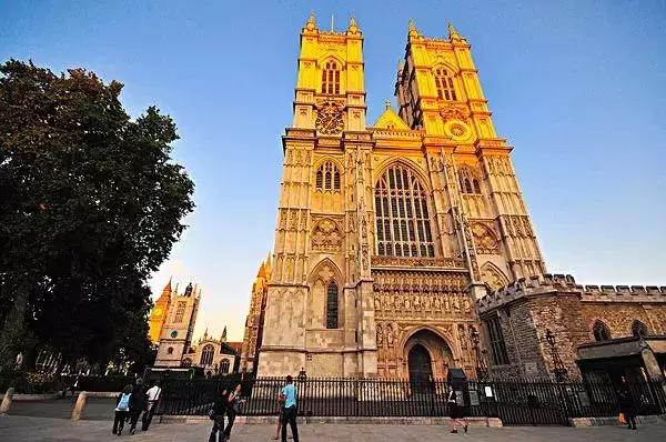 身份证410、411、412开头的，去了郑州就等于去了全世界