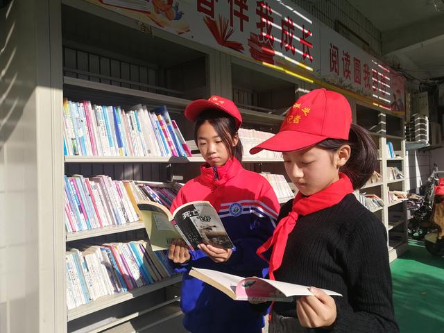 百年小学春华秋实——小记者专访回民小学校长尚杰