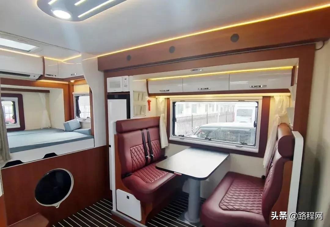 装甲防弹豪华房车,黑金刚霍夫勒房车b型最新款