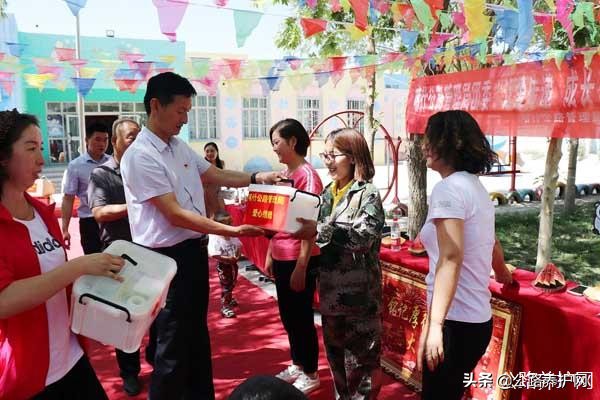 *疆新**：喀什公路管理局举行“让爱传递、成长有我”慰问联谊活动