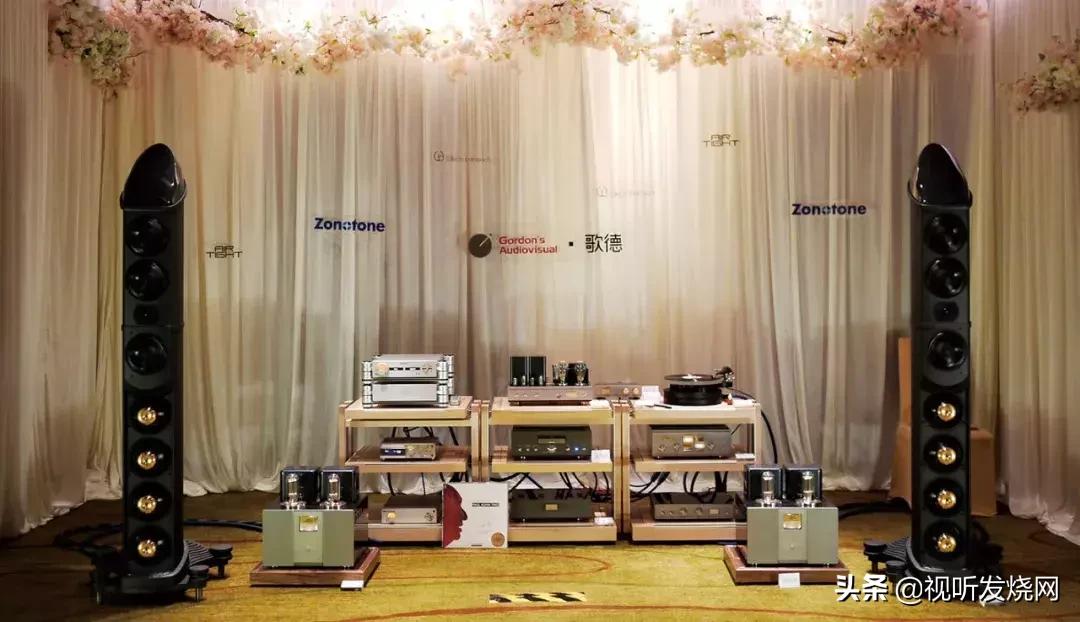 器材评论｜无愧胆皇之名：AirTightATM-3211单声道胆后级功放