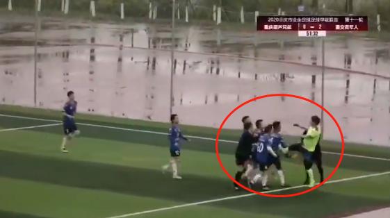 足坛火爆冲突名场面,足坛大规模冲突名场面