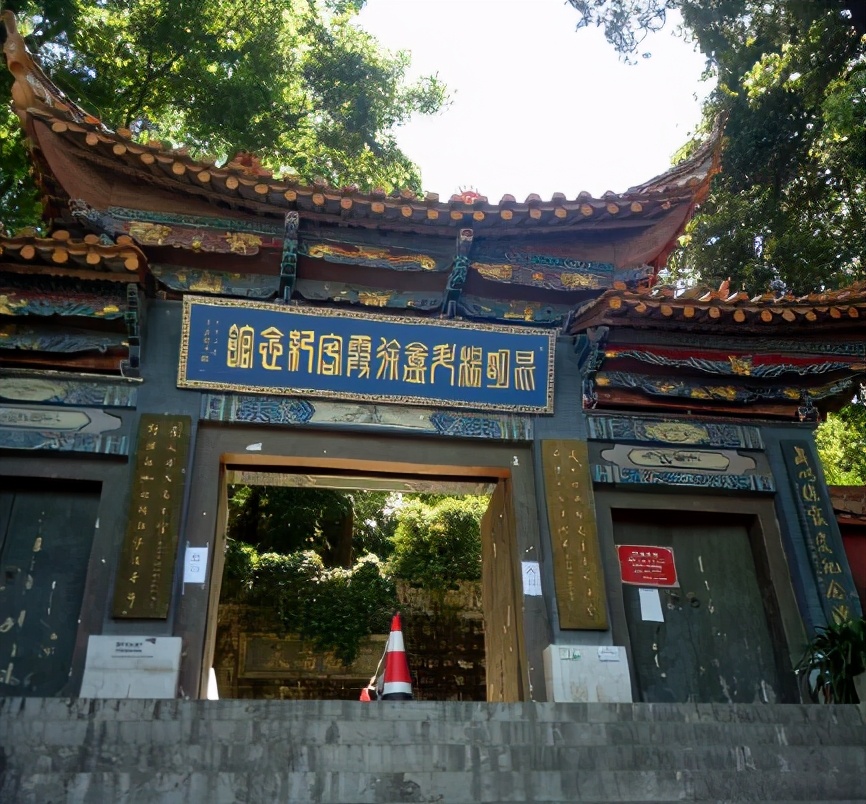 昆明动物博物馆免费开放时间,昆明博物馆和云南博物馆哪个好