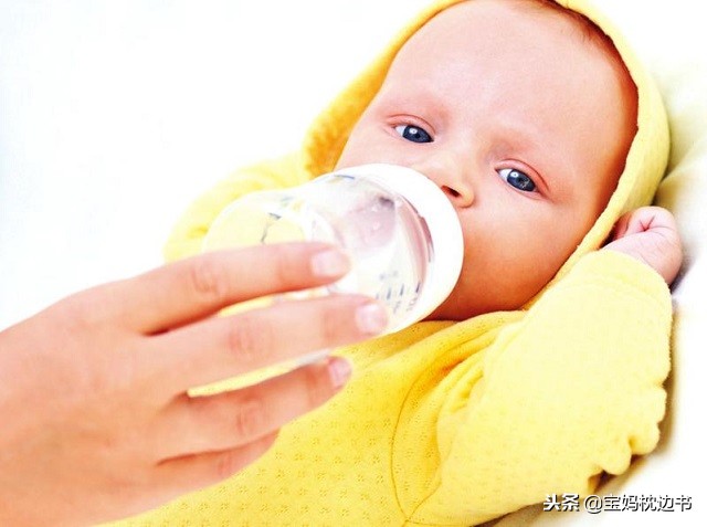 6个月以下宝宝需不需要喂水,6个月内宝宝需不需要补钙