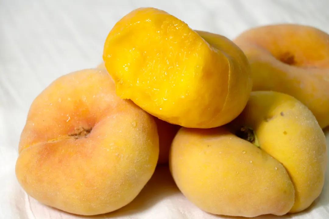 黄金蟠桃便宜,黄金蟠桃口感特别好价格实惠