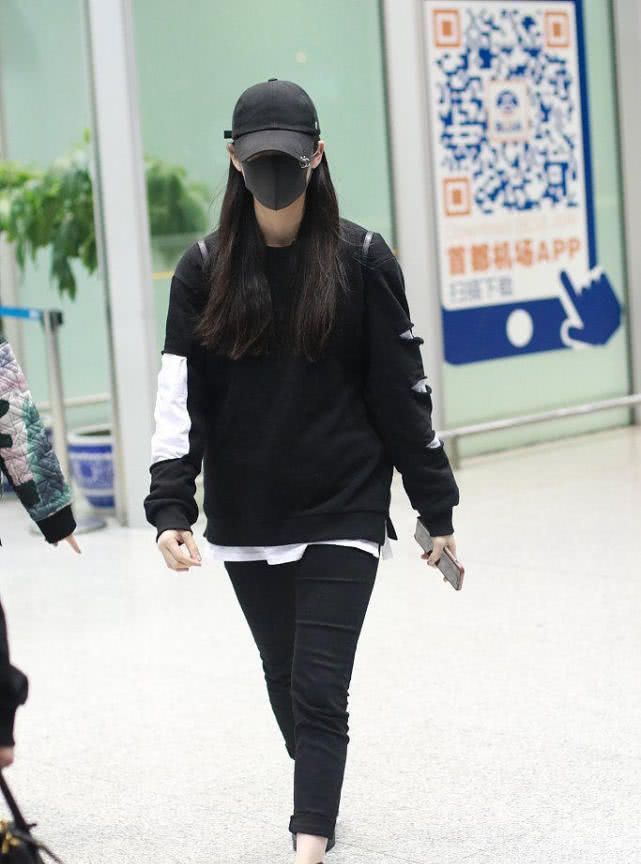 欧阳娜娜裤子,欧阳娜娜丝绒裤子