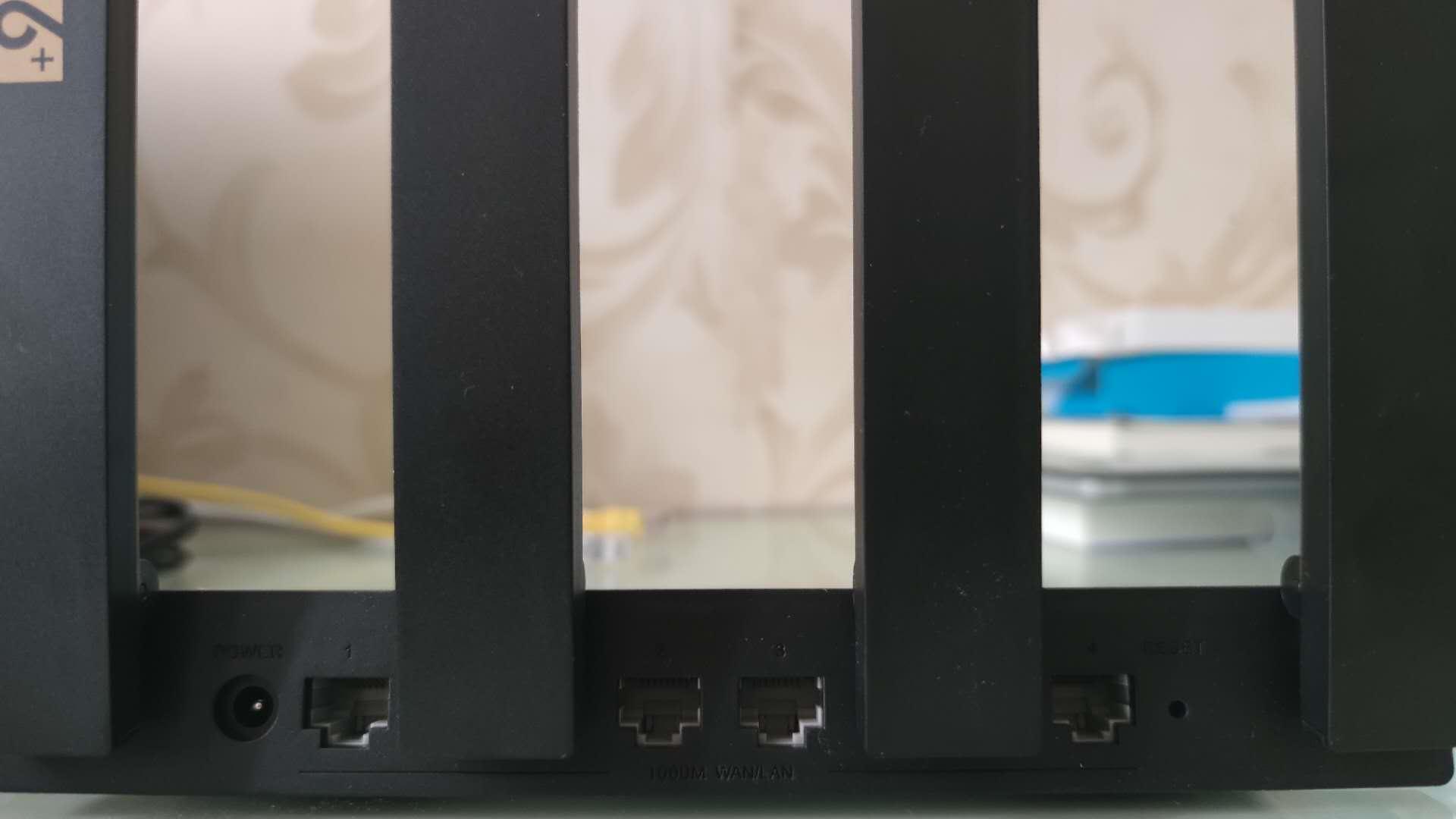 华为路由器5gax3pro穿墙评测,华为路由器ax3pro深度评测