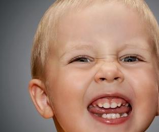 孩子牙齿要健康防龋指南快收好,孩子牙齿健康知识