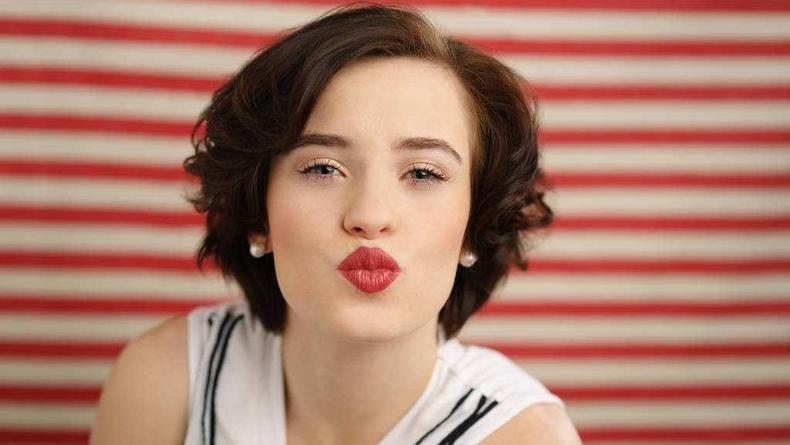 化妆初学口红推荐哪个,初学化妆用什么颜色的口红