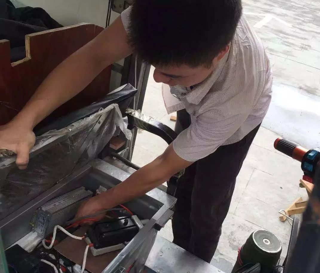 小牛电动车电池进水维修,电动车电池进水症状