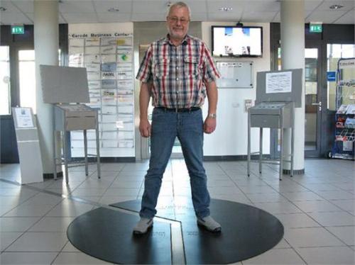 世界上十大奇葩国界线,世界上最奇葩的国界线万万没想到