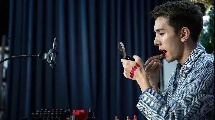 分享直播间运营及直播带货技巧,直播间刺激顾客下单话术