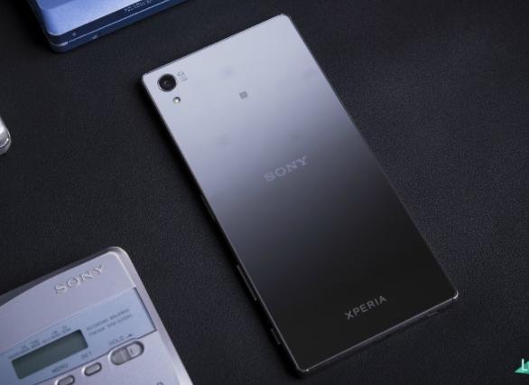 目前最强的三款旗舰手机推荐,目前最建议入手的三款手机