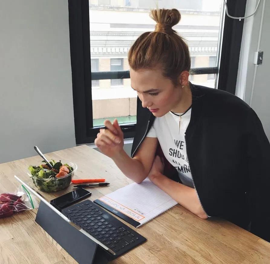 1990-2017年超模收入,92年超模