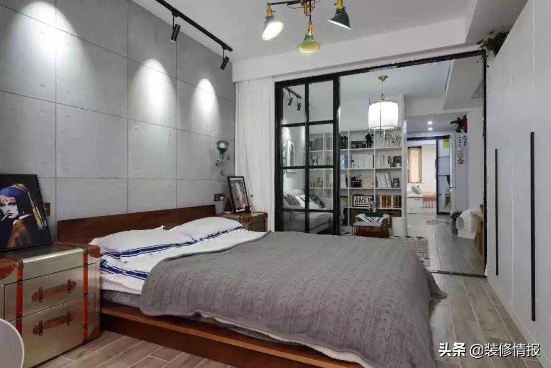 床头旁空荡荡怎么布置,卧室里床头背景怎么做好看