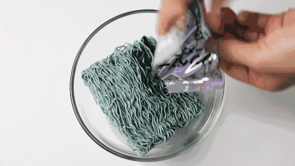 又辣又耐嚼的零食试吃测评,测评奇葩零食奇葩到你无法想象