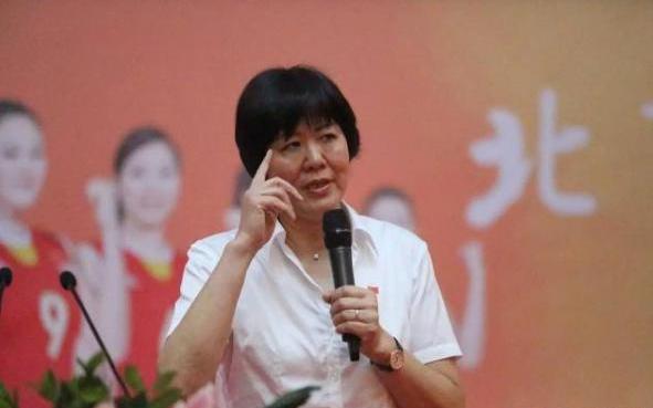 郎平国籍引发网友争议?她的回答很耿直,不想以后回到国内被人骂