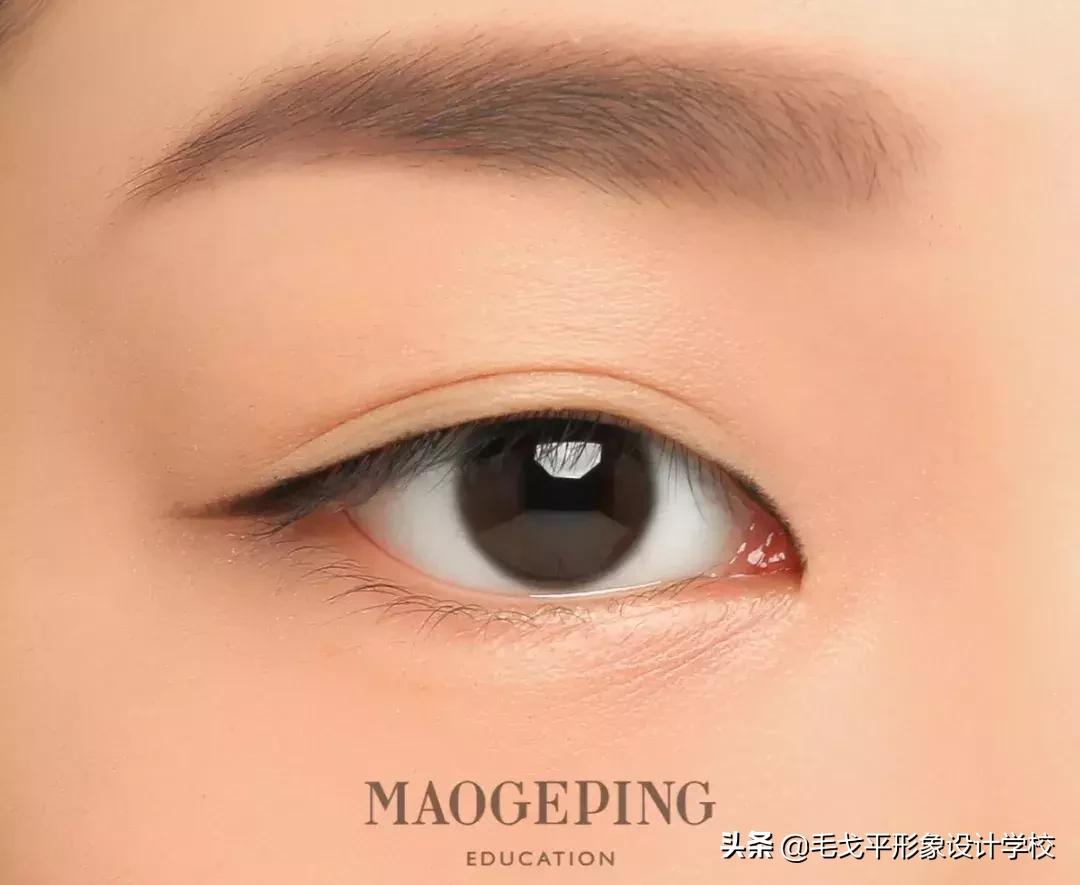 没有卧蚕的内双小眼睛怎么画眼妆,没有大双眼皮怎么画小烟熏