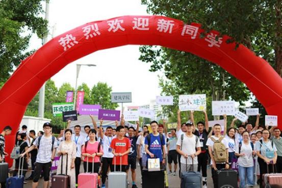 大一开学需要带笔记本吗,大二去学校有必要带电脑吗