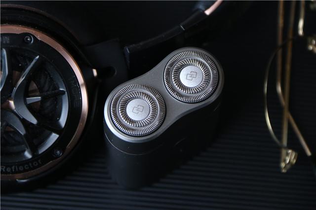 焕醒剃须刀测评s299,焕醒手动剃须刀9件套测评