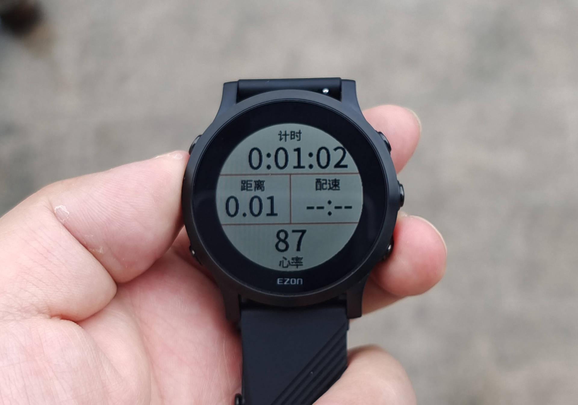 适合的才是最好的：宜准（EZON）户外运动手表R6初体验