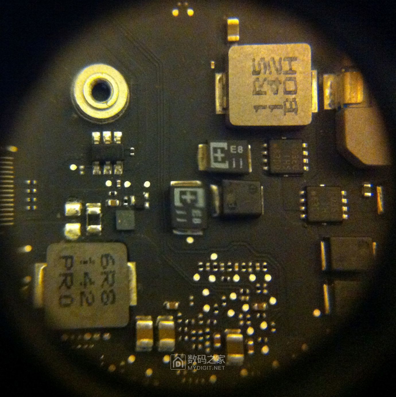 苹果笔记本macbookair7999,苹果笔记本11.6寸macbookaira1370