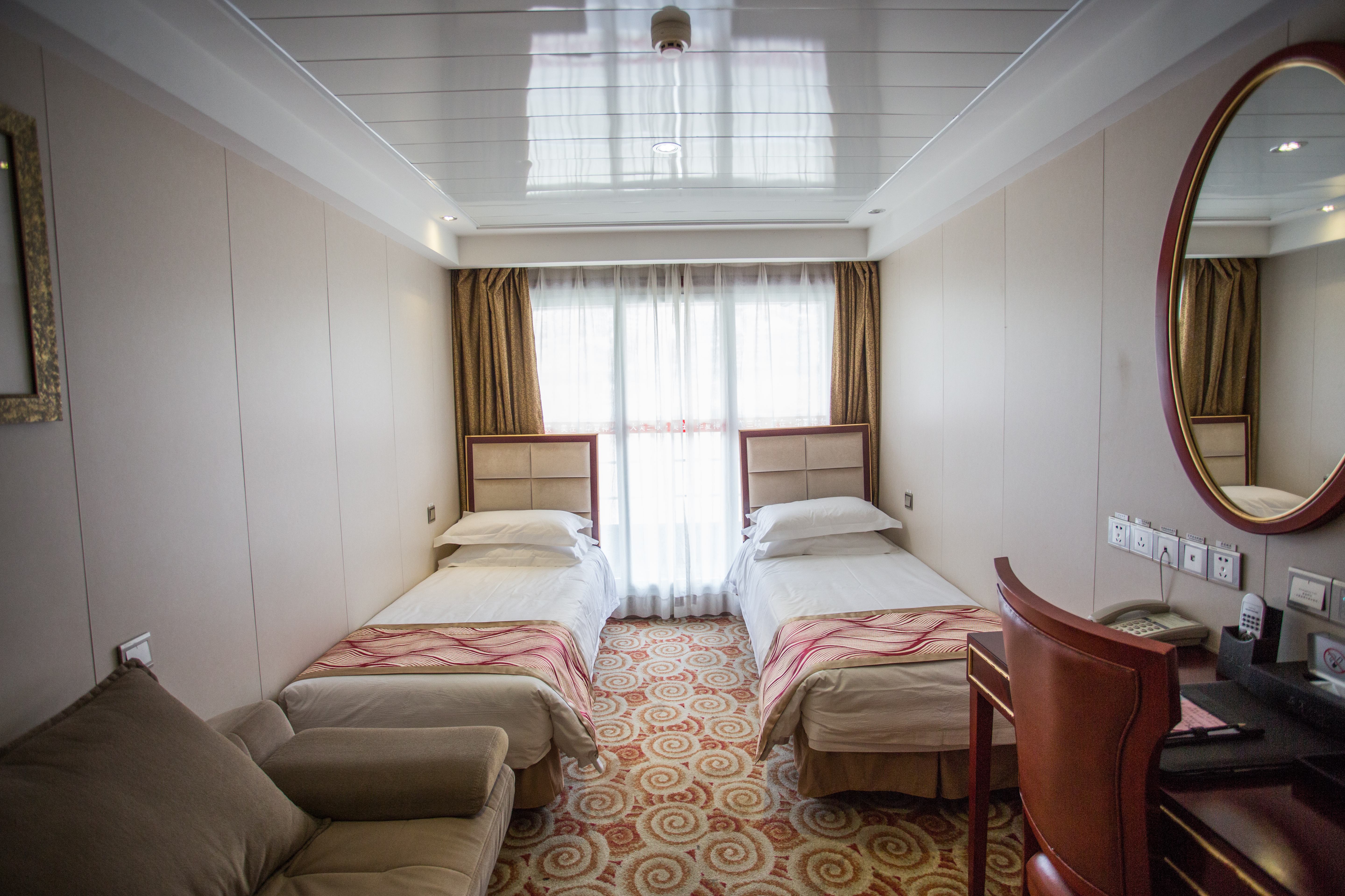 长江三峡游轮怎么过三峡大坝,长江三峡游轮全程讲解