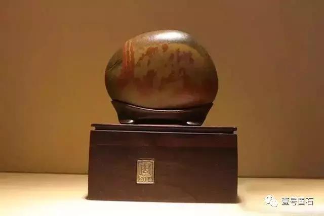 为什么很多喜欢玩石头人,为什么很多人喜欢石头