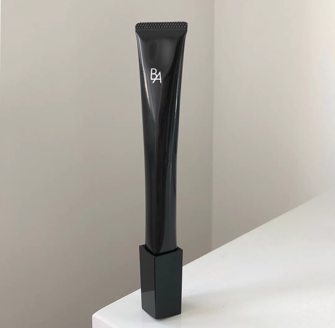 吴谨言同款眼霜,吴谨言pola