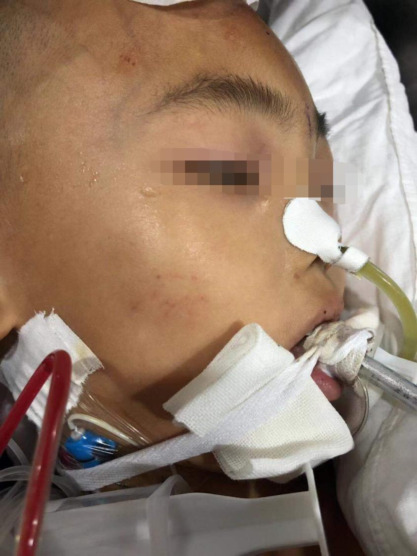 7岁男童武校身亡涉事教练被判6年,7岁小孩学武被教练打死