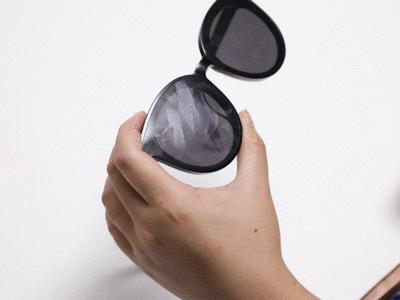 手机屏幕油腻腻的原因,手机屏幕油腻解决方法没有清洁剂