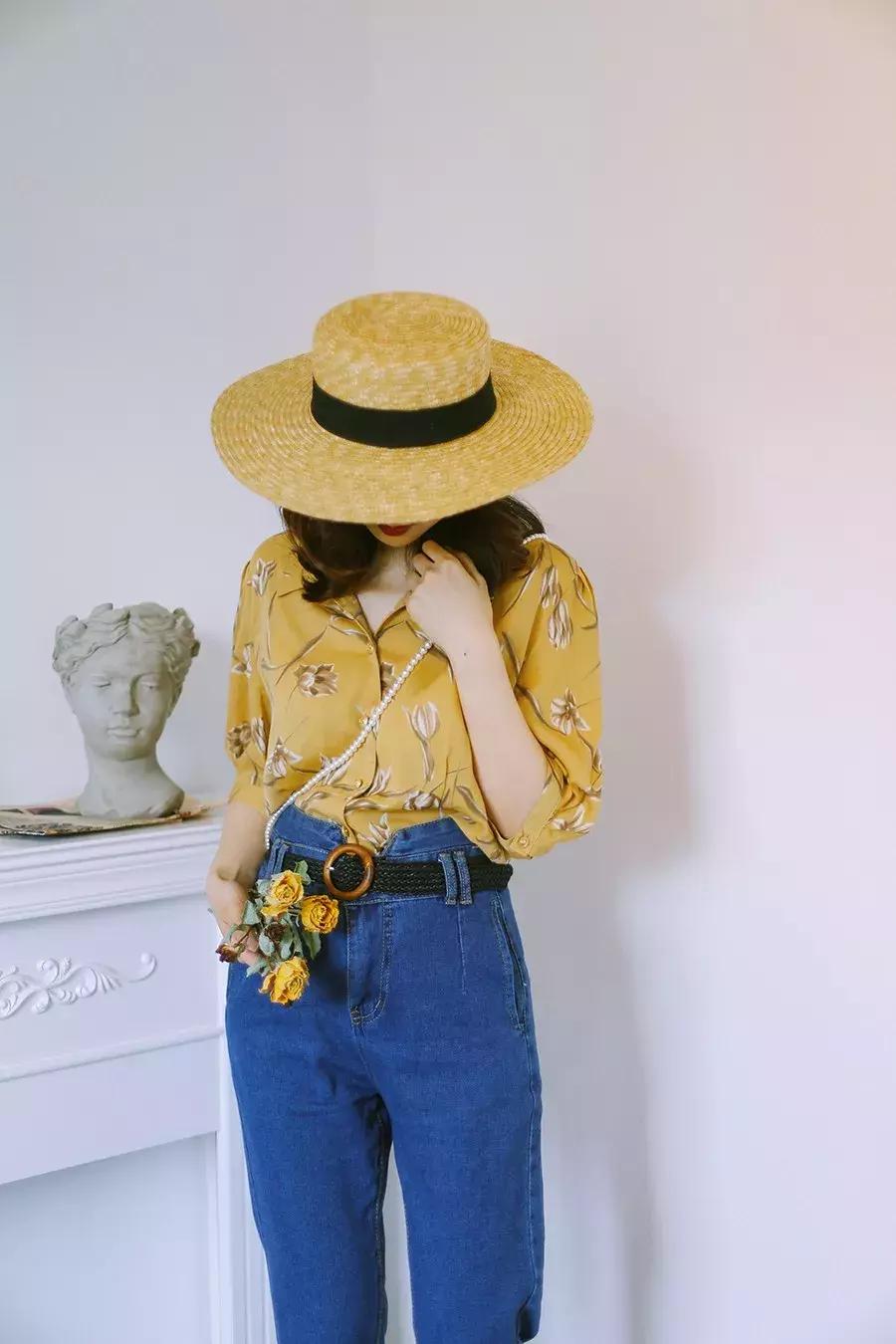 碎花衬衫和白衬衫哪个更好看,雪纺衬衫女夏季碎花领妈妈款