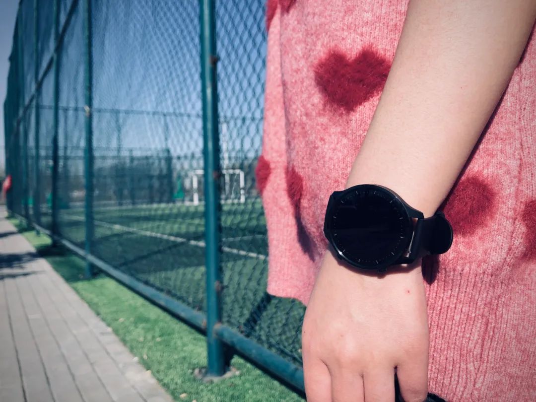 小米运动手表color和color运动版,小米手表color2和华为手表gt2对比