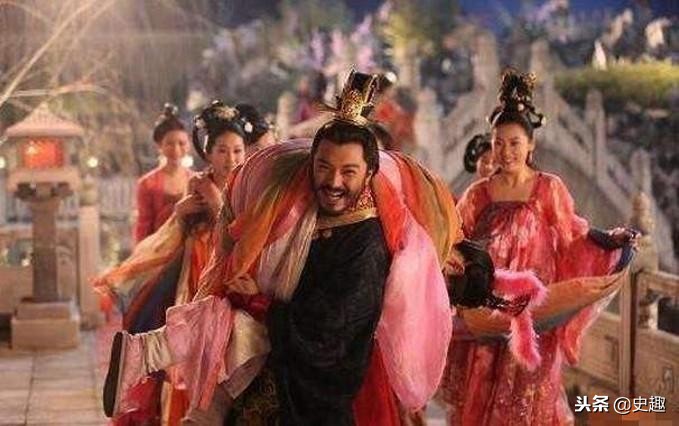 后宫妃子太多怎么选？翻牌子不稀奇，看月相才奇葩