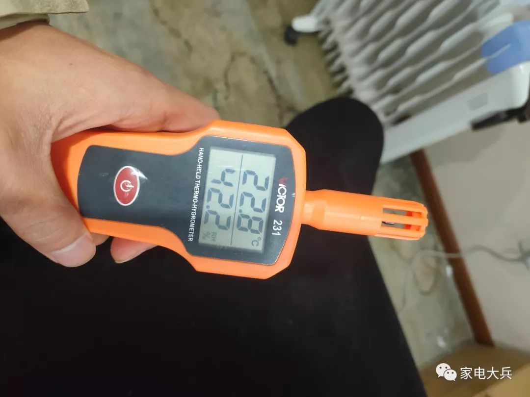 格力电热油汀取暖器拆解测评,美的油汀和先锋取暖器哪个好