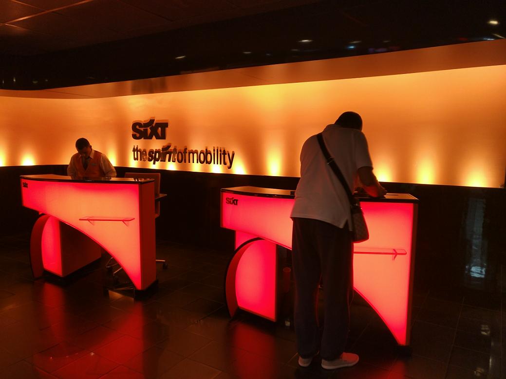 在美国租车一天价格,美国租车推荐哪款