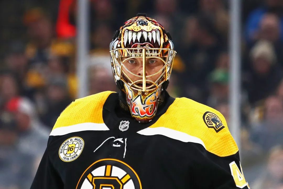 门将的头盔,门将的所有装备