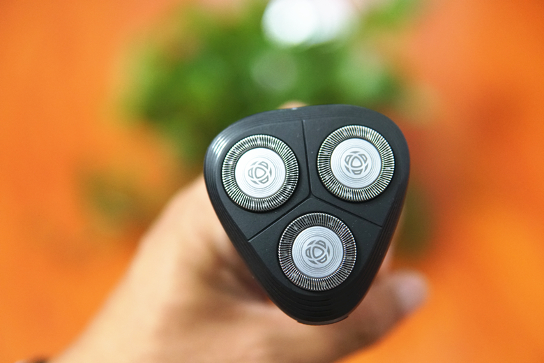 东京飞利浦小旋风剃须刀,飞利浦剃须刀清洗水