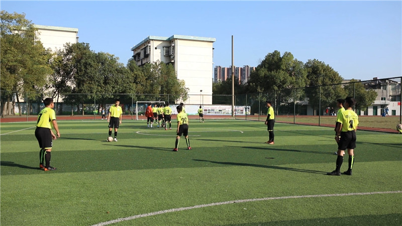 市第二中学:体育特色铸造素质教育“金名片”